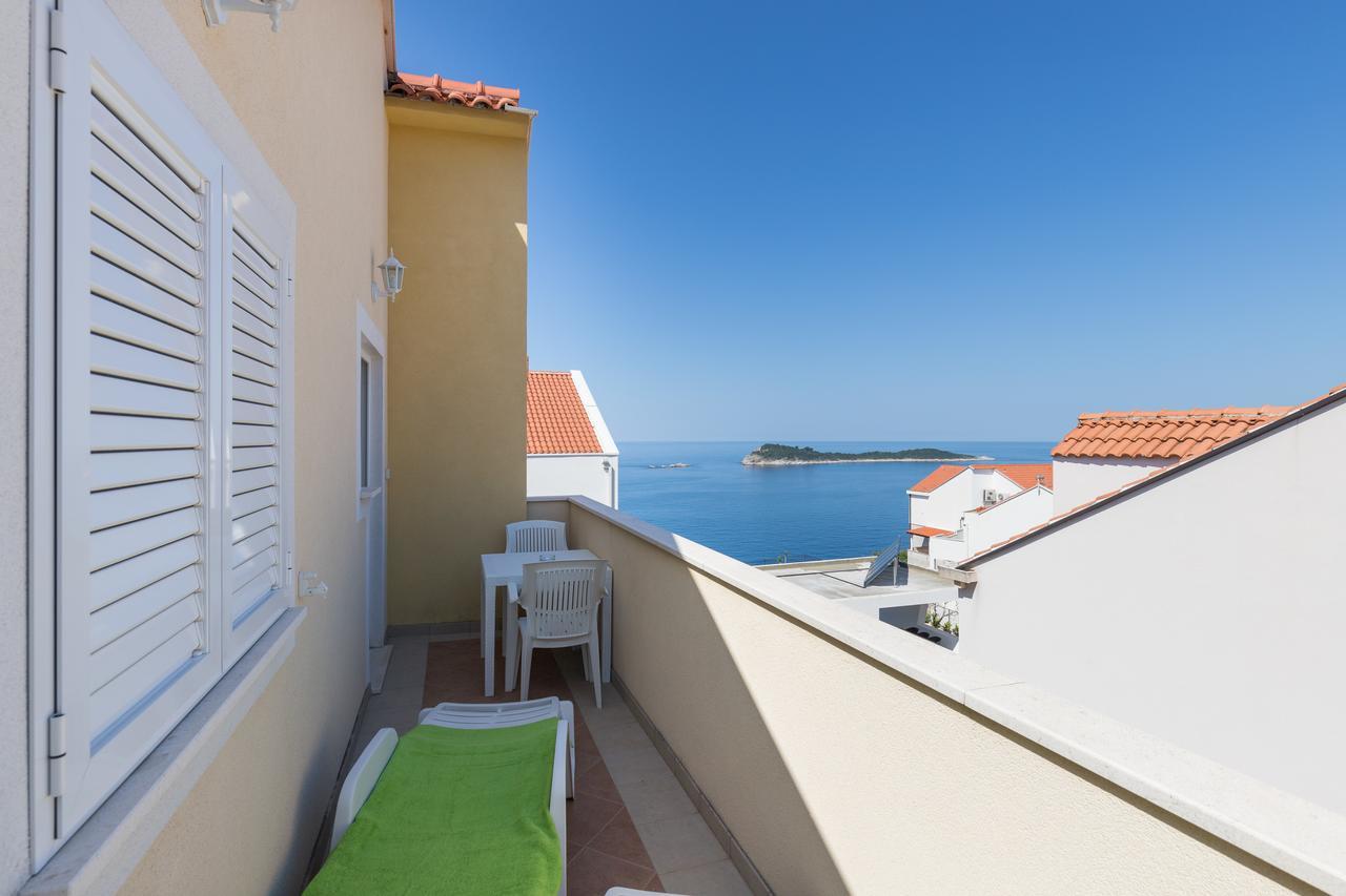 Apartman Lea *